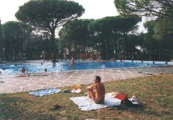swimming pool and paddling pool